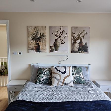 Clifton House O2 & Excel Rooms With Private Bathroom And Breakfast Option Londra Exterior foto